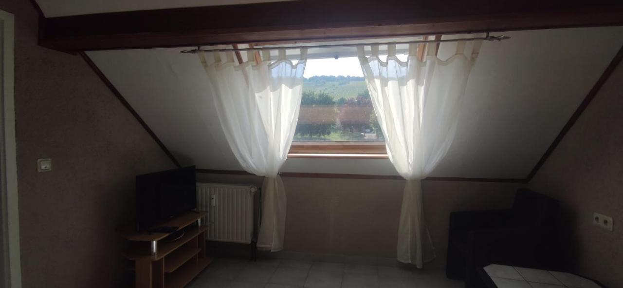 Ferienwohnung An der alten Römerstraße Neumagen-Dhron Zimmer foto